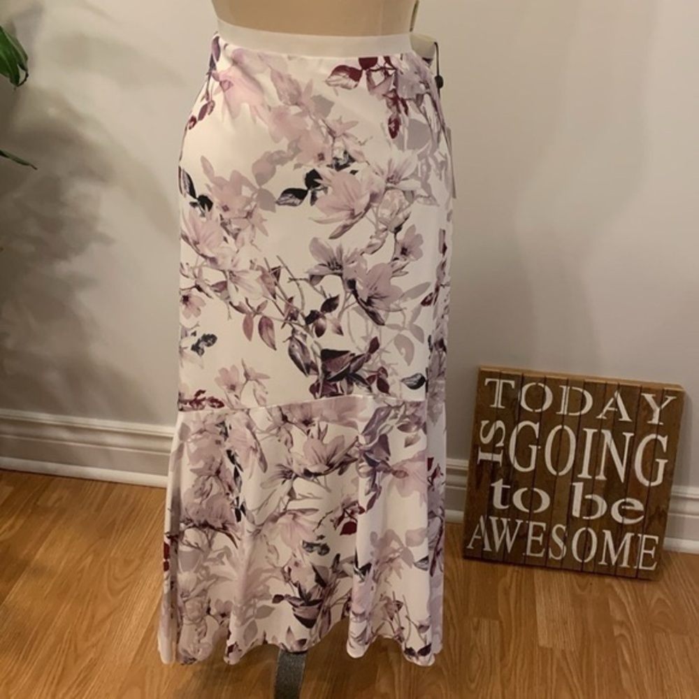 Jacques Vert White Floral Midi Skirt